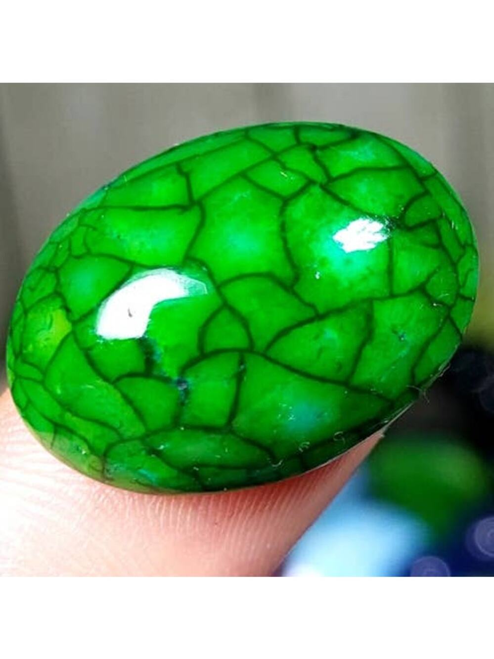 17 Carat Deep Green Dragon Skin Chalcedony!!